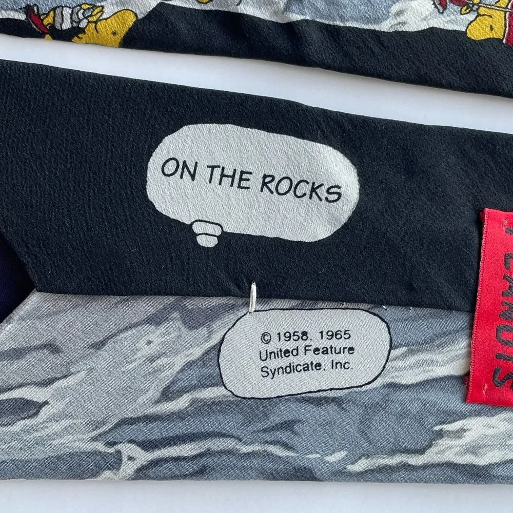Vintage Peanuts On The Rocks Snoopy Woodstock 100% Silk Tie Men's Black Necktie
